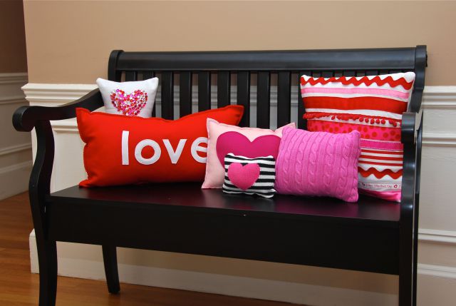 DecoArt Blog - Crafts - 14 Valentine's Day Home Decor Ideas