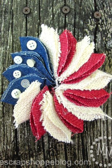 Patriotic Wreath Pin 9