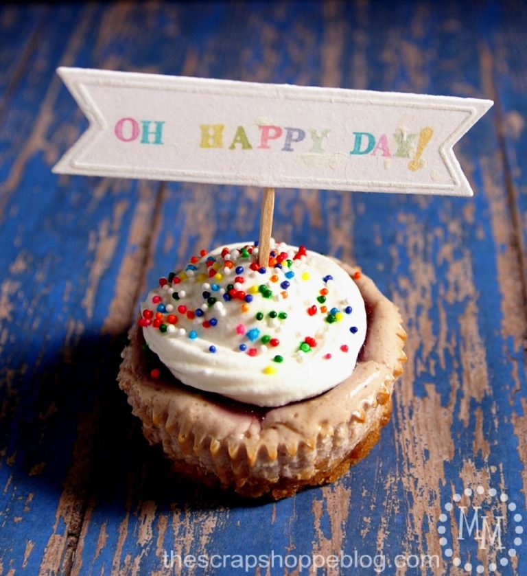 Birthday Card & Cupcake Topper {Lifestyle Crafts}
