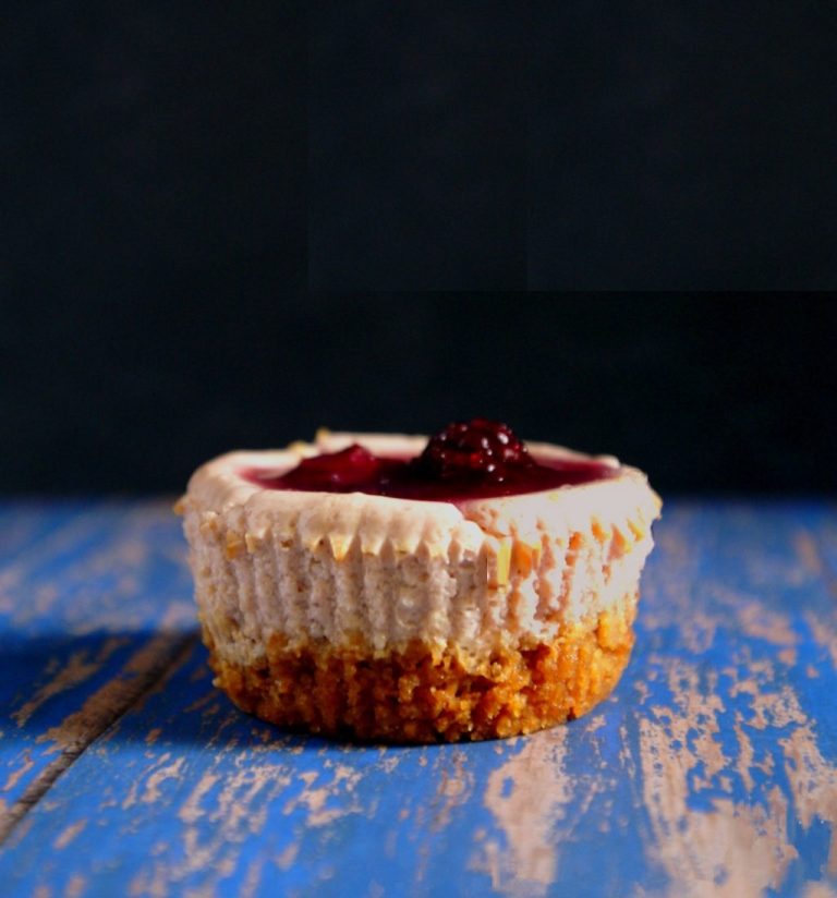 Mini Blackberry Cheesecakes