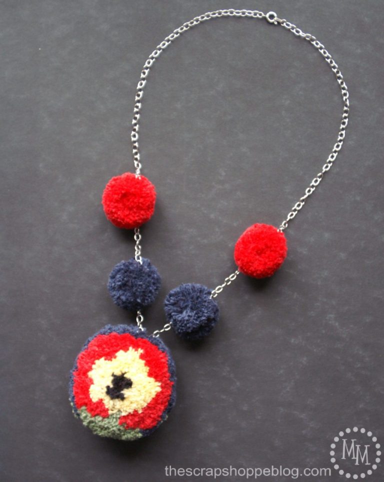 DIY Pom Pom Necklace {& GIVEAWAY!}