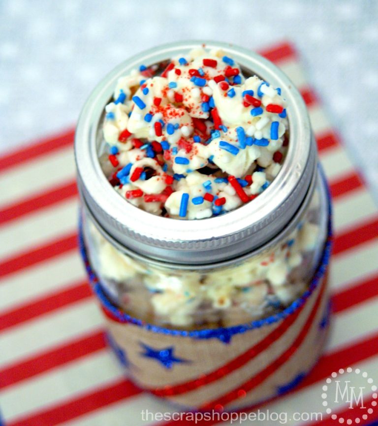 Super Simple Patriotic Popcorn