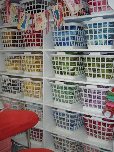 laundry-basket-storage