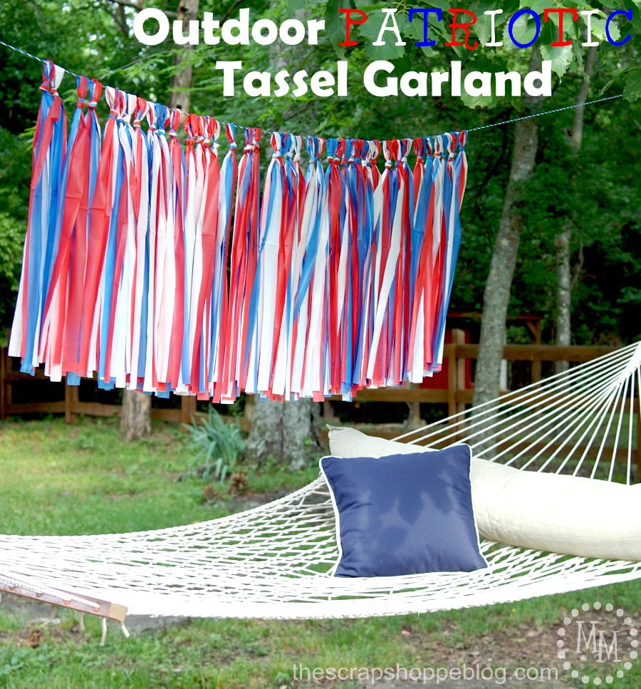 Outdoor Patriotic Tassel Garland