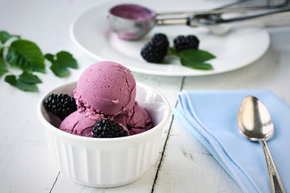 Blackberry-Frozen-Yogurt-by-Tricia-@-Saving-room-for-dessert-on-July-23-2013-410x273