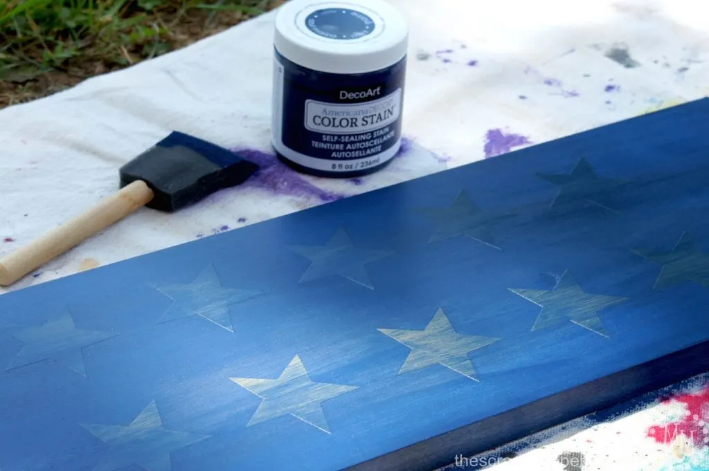 Star Spangled Rustic Tray using DecoArt's new Color Stains - makes staining with stencils SO easy!
