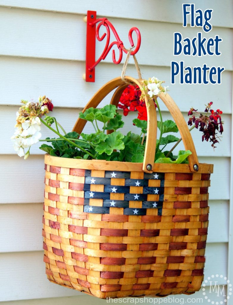 Hanging Flag Basket Planter using @blackanddecker #ad #PowerforYourStyle