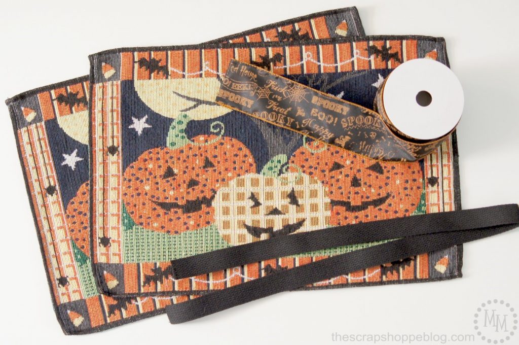 Create a boutique-style handbag with tapestry placemats!