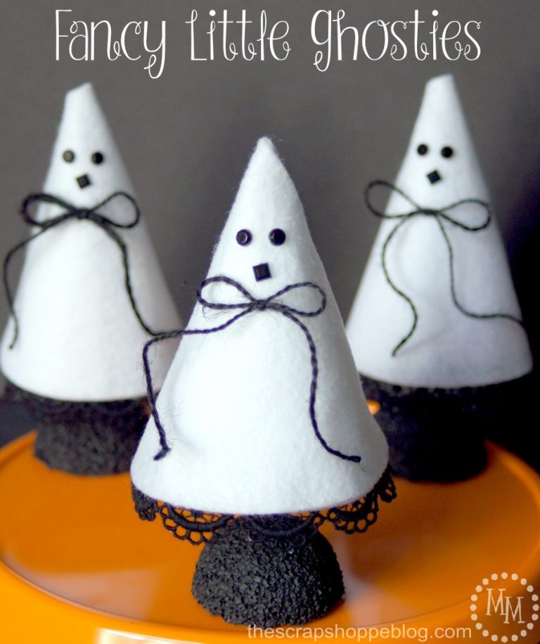 These fancy little ghosties are the perfect mini addition to your Halloween decorations!