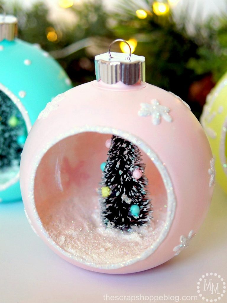 If you love the look of vintage Christmas ornaments but can't find any around, try making them yourself!