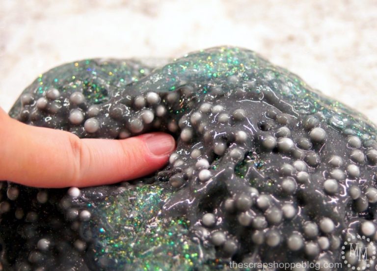 Make your slime out of this world by creating textured galaxy slime!