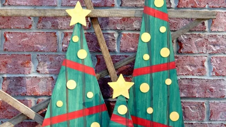 faux pallet wood christmas trees