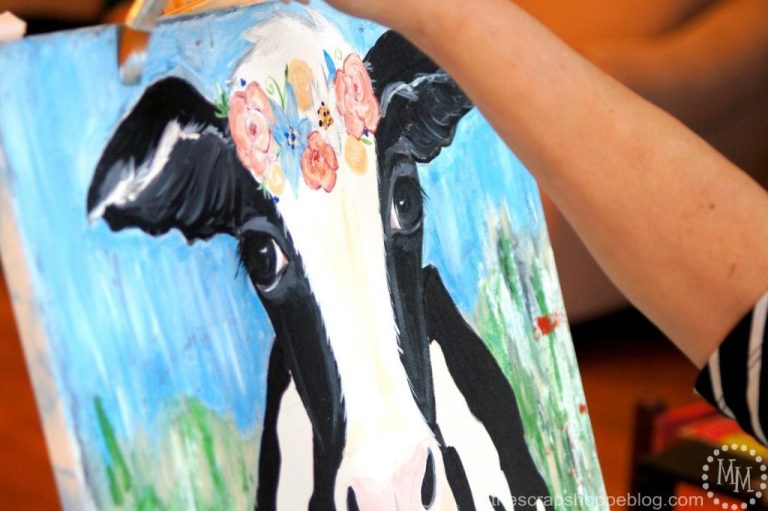 Host a fun Moms Day Out with a paint party and create trendy canvases!