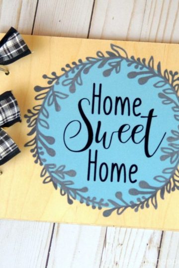 Creative a rustic photo album cover using heat transfer vinyl!