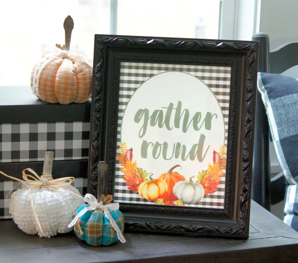 These FREE buffalo check farmhouse style prints are perfect for your fall home decor!