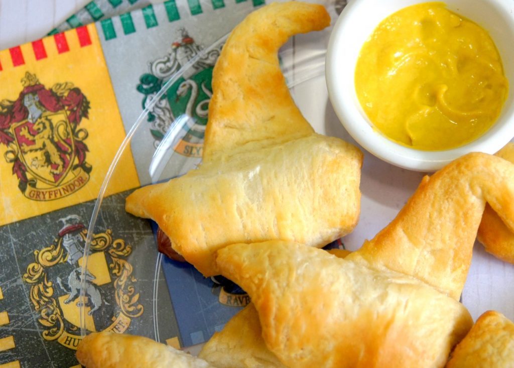 This Harry Potter Sorting Hat Dogs Recipe is the perfect dish for your next Harry Potter party!